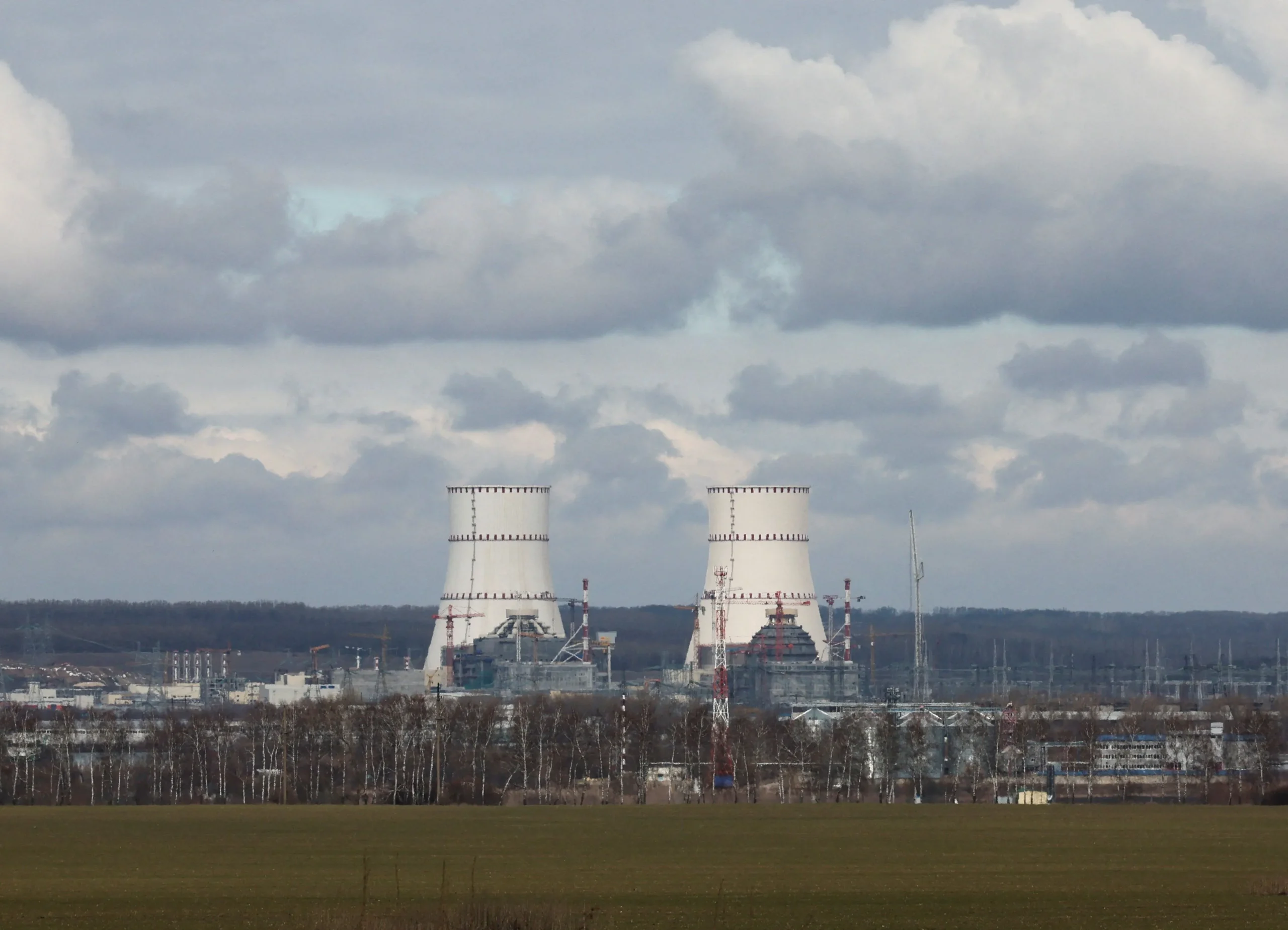 Ataques de Drones da Ucrânia Impactam Instalações Nucleares e Infraestrutura de Energia Russa em 24 de Agosto de 2025