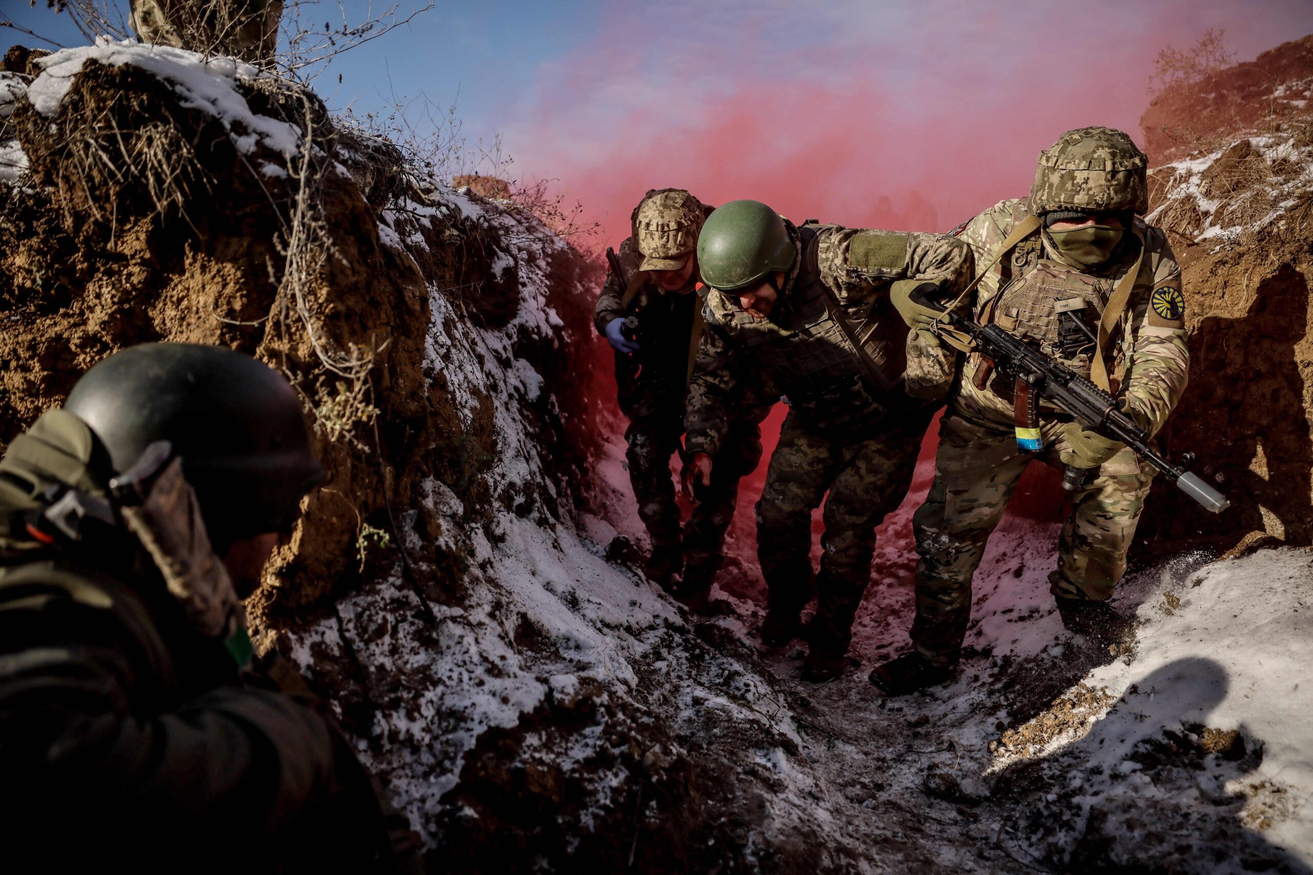 Conflito Rússia-Ucrânia: Impasse Militar, Ataques Estratégicos e Dinâmicas Diplomáticas em Setembro de 2025