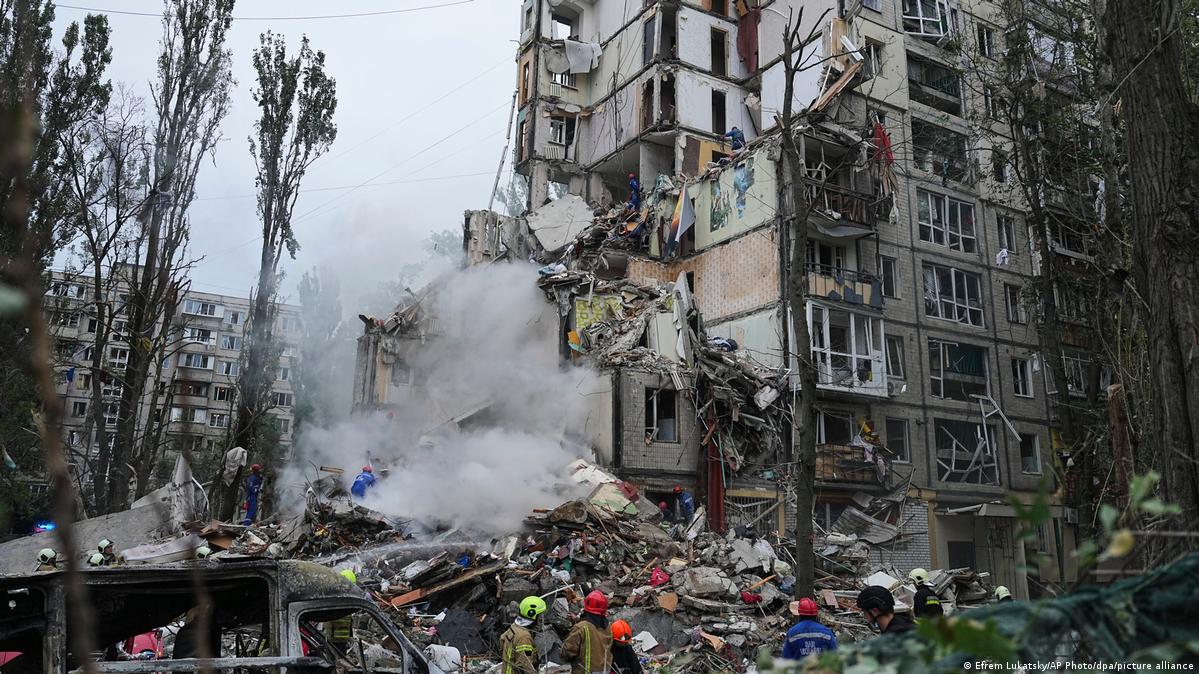 Mais de 1.000 prédios em Kyiv ainda estão sem aquecimento após ataque russo